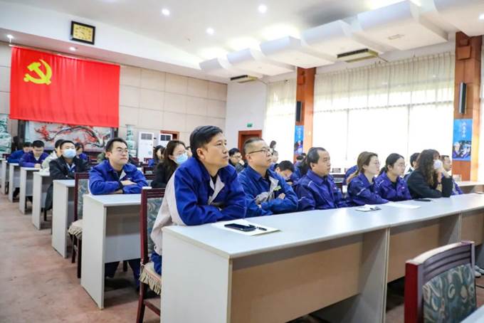 凝心聚力，同心篤行——安彩高科舉辦企業(yè)文化專題培訓